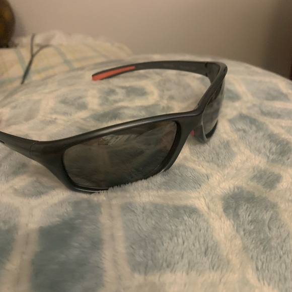 Foster Grants sunglasses - Picture 2 of 4